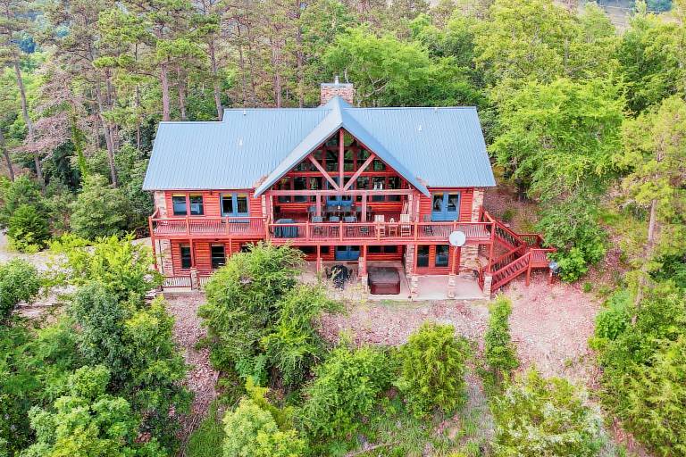 Cabin  Broken Bow
