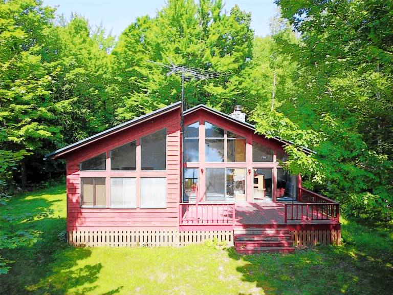 House Rhinelander