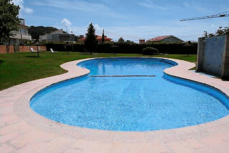 Fully equipped lovely vacation home with private pool & barbecue | Sea view | Beach nearby | Pets are welcome — photo 3