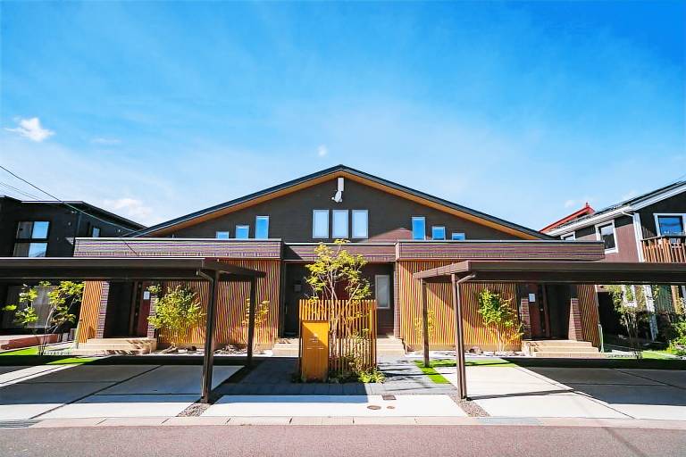 House Shimosuwa
