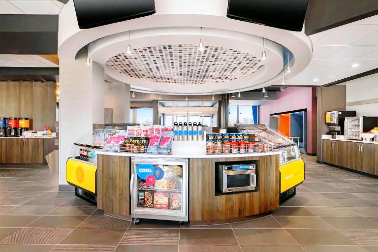 Tru by Hilton Oshkosh — photo 3
