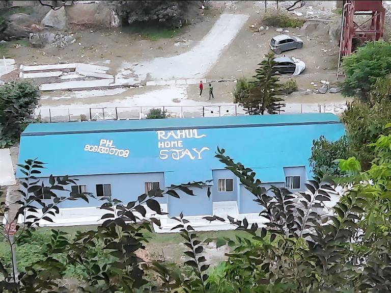 RAHUL HOMESTAY in Sainj