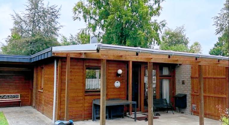 Rental apartment with pool | Pets allowed in Biddinghuizen