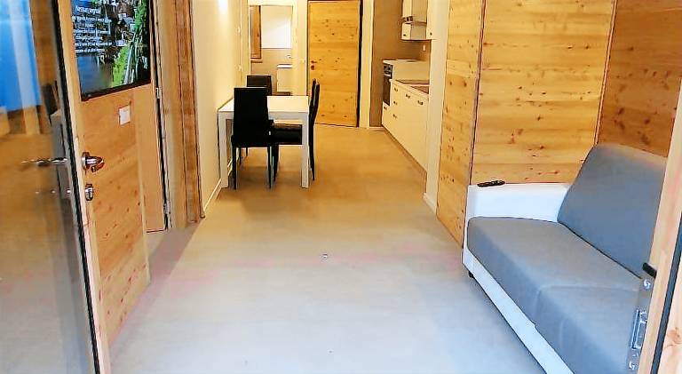 Vacation home with patio, grill & garden — photo 2