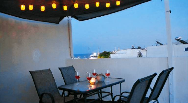 Apartment with terrace — photo 3