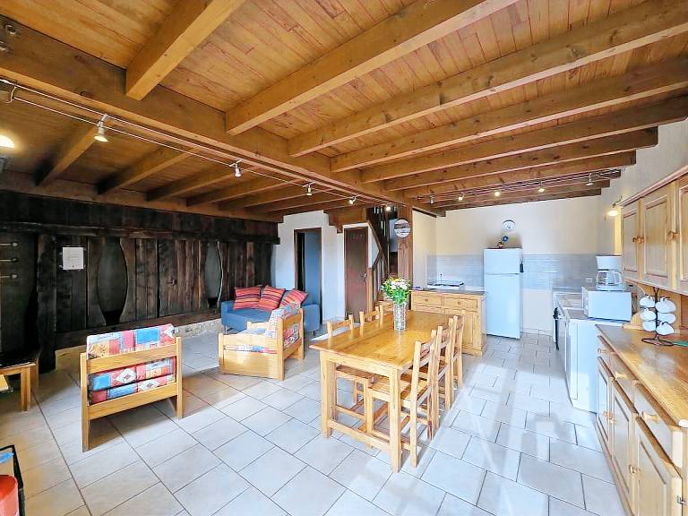 Gite with grill, garden & patio — photo 5