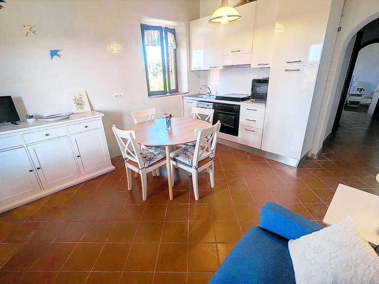 Fully equipped holiday apartment with BBQ & terrace | Next to the beach | Pets are welcome — photo 4
