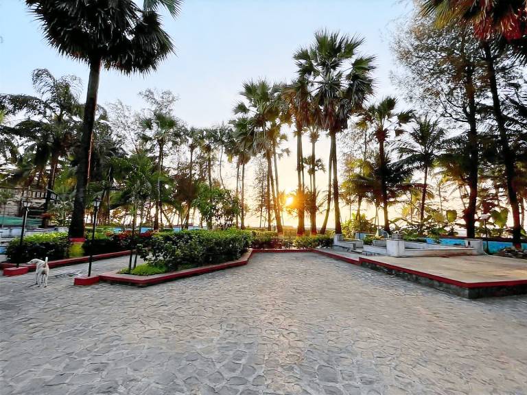 House Gorai Beach
