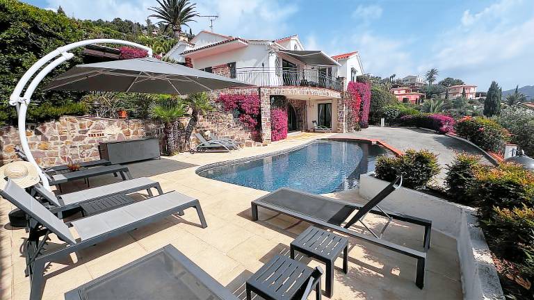 Villa  Le Trayas