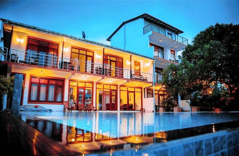 Accommodation  Moragalla