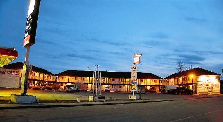 Blue Bell Inn in Fort Nelson, BC