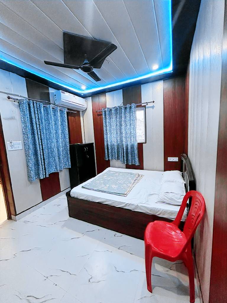 Vacation home | Pets are welcome in Vrindavan