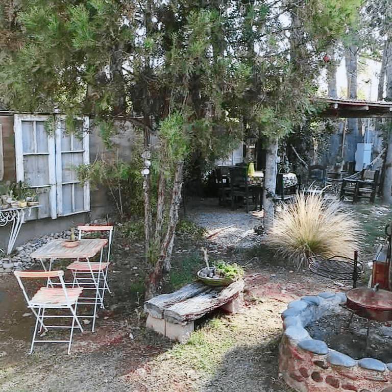 Vacation home with barbeque & yard | Garden view — photo 3