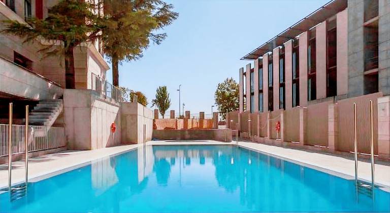 Avenida de San Luis 25, Design and comfort in the true style of Madrid, Book your getaway now! in Madrid