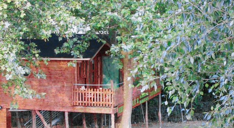 Resort  Chaniers