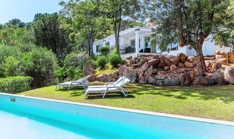 Villa Paradiso – Tranquility and Sea Views in Southern Sardinia — photo 2
