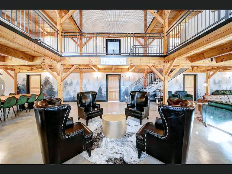 Lodge Lakehead