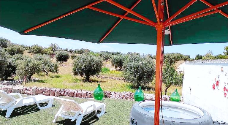 Lovely holiday apartment with hot tub & pool | Dogs allowed — photo 5
