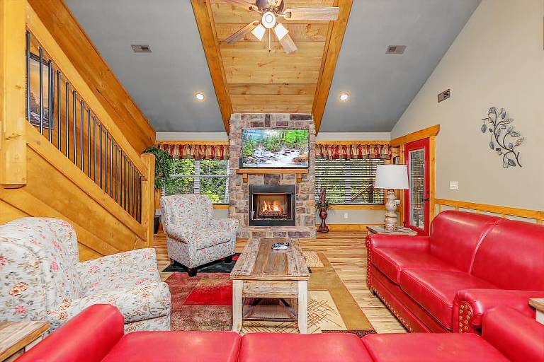 Cabin  Gatlinburg