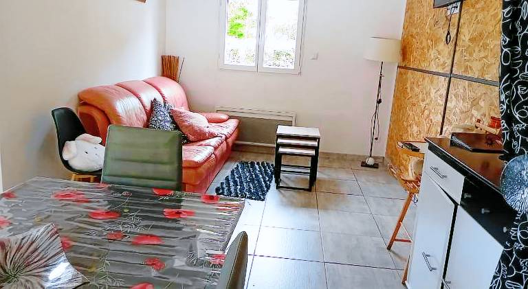 Lovely chalet with hot tub | Pet-friendly — photo 2