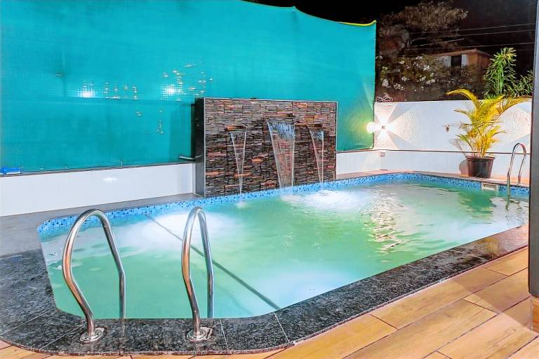 Vacation home with garden, hot tub & pool | Good for workation — photo 3