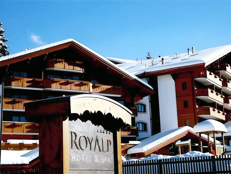 Chalet RoyAlp Hotel & Spa in Ollon