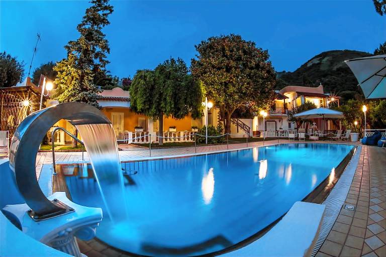 House  Ischia