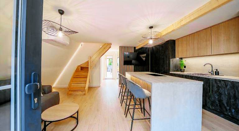Pleasant apartment with patio, BBQ & sauna | Beach nearby | Pets allowed — photo 2
