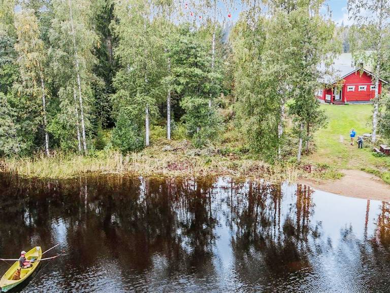 Vacation home with terrace & sauna | Nature view — photo 4