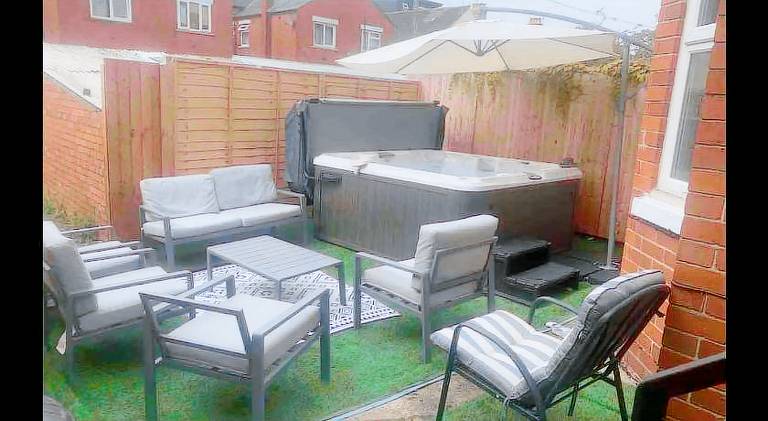 By Lushlets - Hen, Stag, Rugby, & Group Accommodation caters for 60 plus guests ask! — photo 4