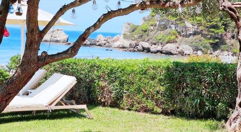 Pleasant villa with jacuzzi & pool | Beach nearby | Pets allowed in Corfu