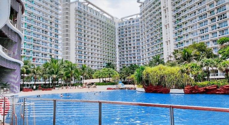 Azure Urban Resort Residences — photo 3