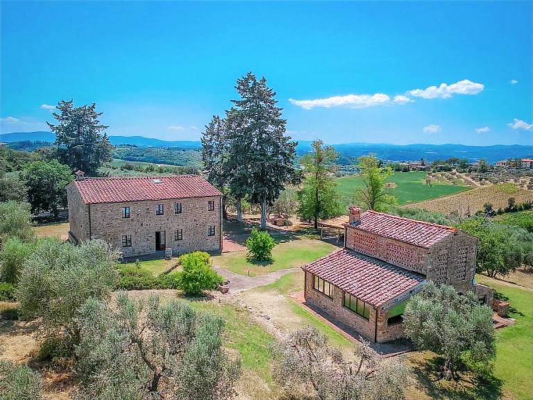 Beautiful villa with hot tub, barbecue & pool | Dogs allowed — photo 4