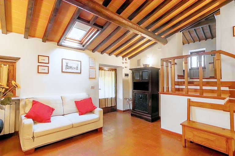 Manor House with Chianti Hills View and Pool — photo 3