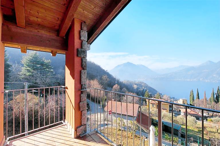 Pet-Friendly Villa Magic Moment in Lake Como with Lake View, Pool, Wi-Fi, Terrace & Garden — photo 3