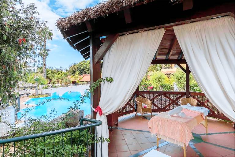 Serviced apartment with pool, sauna & terrace | Near Quinta Vigia — photo 4