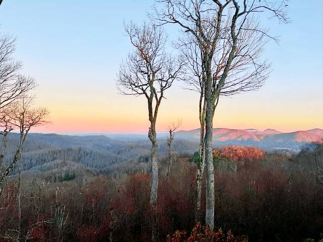 Luxe Mountain Lodge Sleeps 25: Views, Hot Tub, & Game Room near App Ski Mtn — photo 2