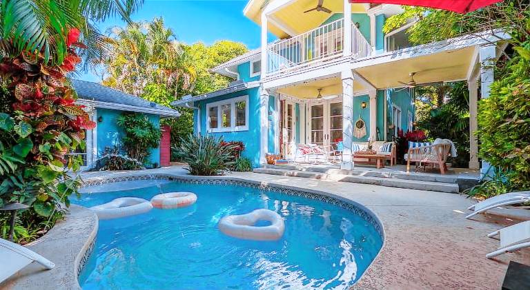 Nice villa with pool | Dogs allowed in West Palm Beach, FL