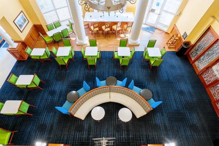 Hampton Inn & Suites by Hilton Jacksonville Deerwood Park — photo 5