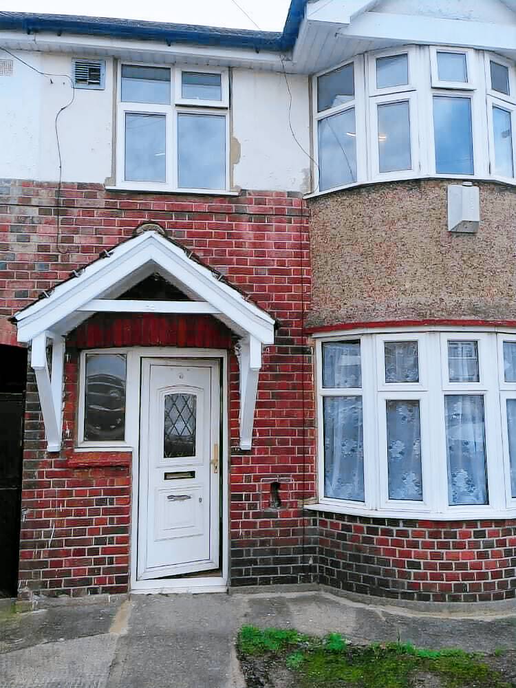 Apartment  Feltham