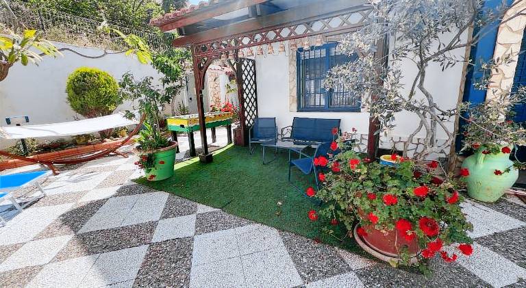 House with 2 rooms for 6 persons — photo 4