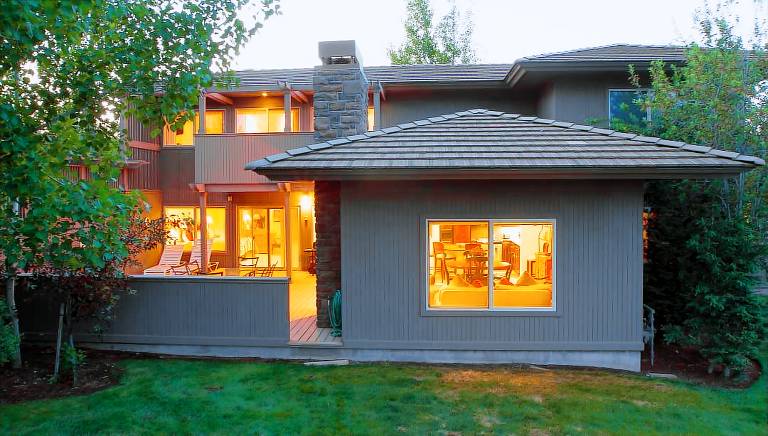 Villa 5 - Hot Tub, Golf Course Views, Large Deck, Quiet and Peaceful in Broken Top — photo 3