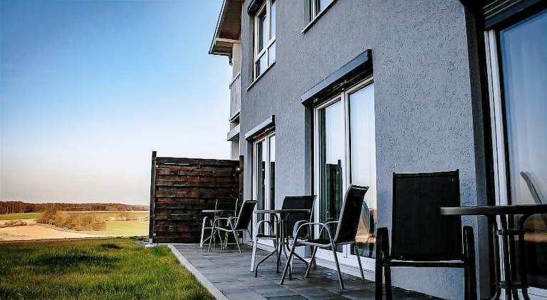 Serviced apartment with patio | Pets are welcome — photo 4