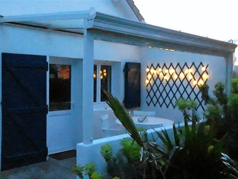 Fully equipped vacation home with patio | Close to the beach | Pets are welcome — photo 3