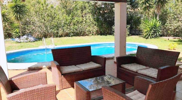 Fully equipped wonderful vacation home with terrace, barbeque & garden | Perfect for remote work | Dogs allowed — photo 2