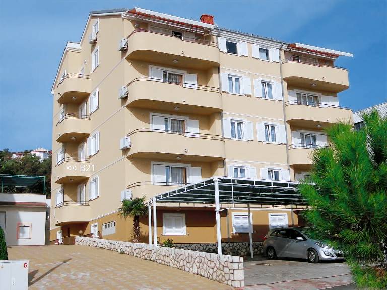 Ferienwohnung in Dramalj mit Meerblick, Balkon, Klimaanlage, W-LAN (4623-8) — photo 3