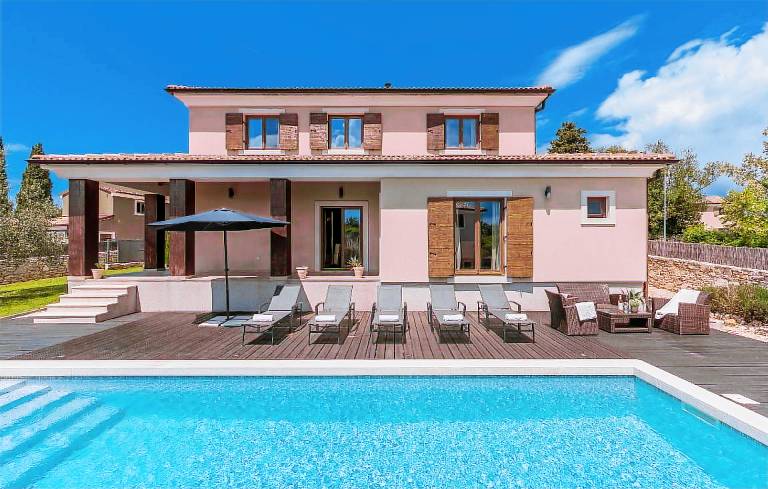 Ferienhaus in Butkovići, Juršići für max. 12 Personen Ferienhaus in Butkovići, Juršići für max. 12 Personen