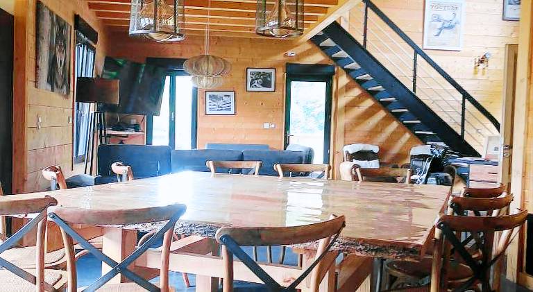 Chalet Bois le Havre du sotre Gerardmer Sauna panoramique jacuzzi 14 personnes et 1 bebe in Gérardmer