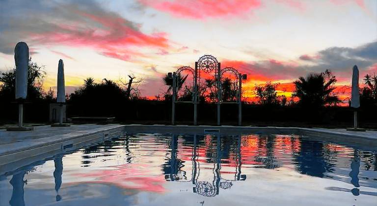 Farm with pool, BBQ & patio — photo 3