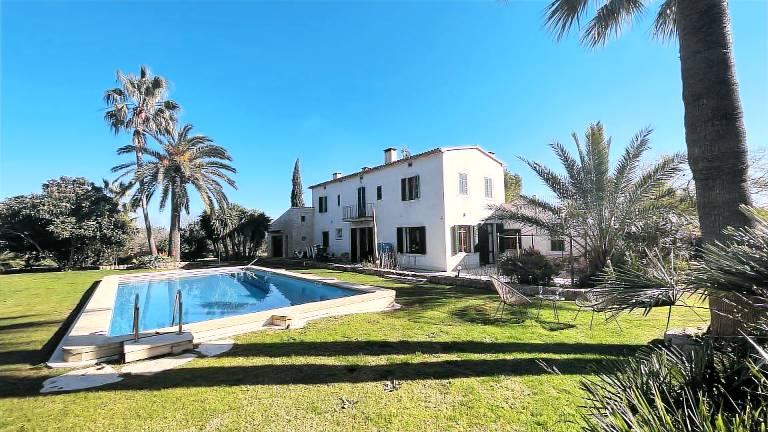 Villa  Santa Maria del Camí